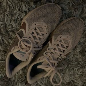 Nike zoom strike